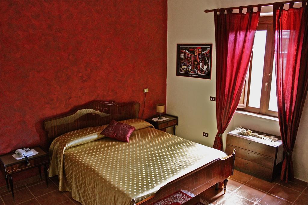 The Oaks Bed & Breakfast Spigno Saturnia Bilik gambar