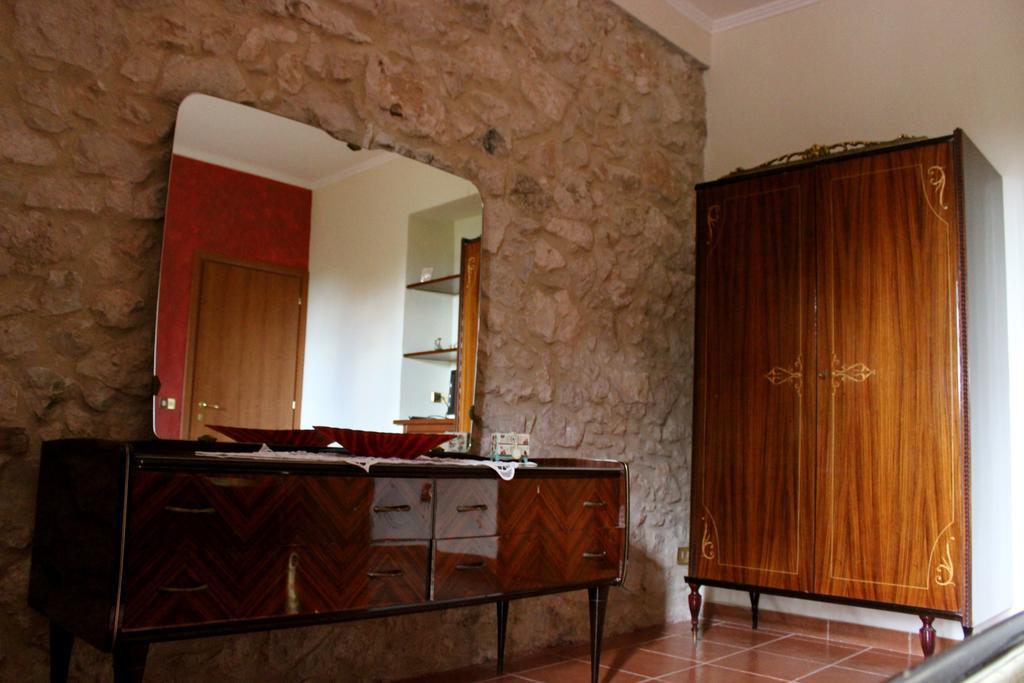 The Oaks Bed & Breakfast Spigno Saturnia Bilik gambar
